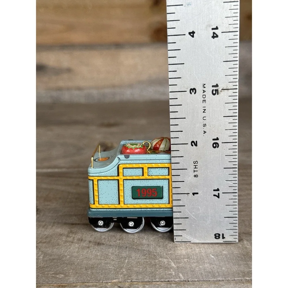 1995 Christmas Hallmark Ornament‎ METAL TIN Yuletide Central TRAIN TENDER CAR #2